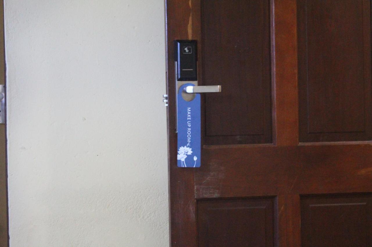 Chamiachi Hotel & Apartments Bamburi Exterior photo