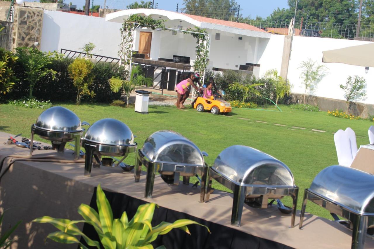 Chamiachi Hotel & Apartments Bamburi Exterior photo